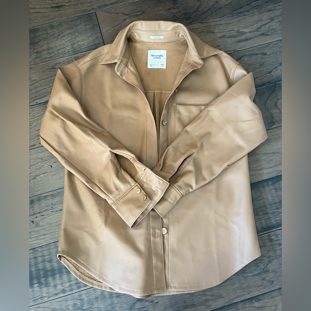 NWOT-Abercrombie faux leather oversized shirt